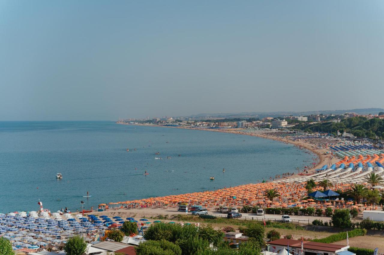 View Place & Spa Numana Εξωτερικό φωτογραφία