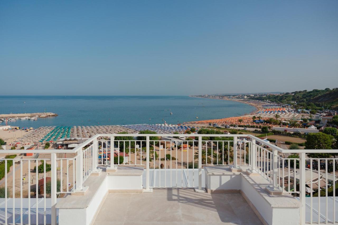 View Place & Spa Numana Εξωτερικό φωτογραφία