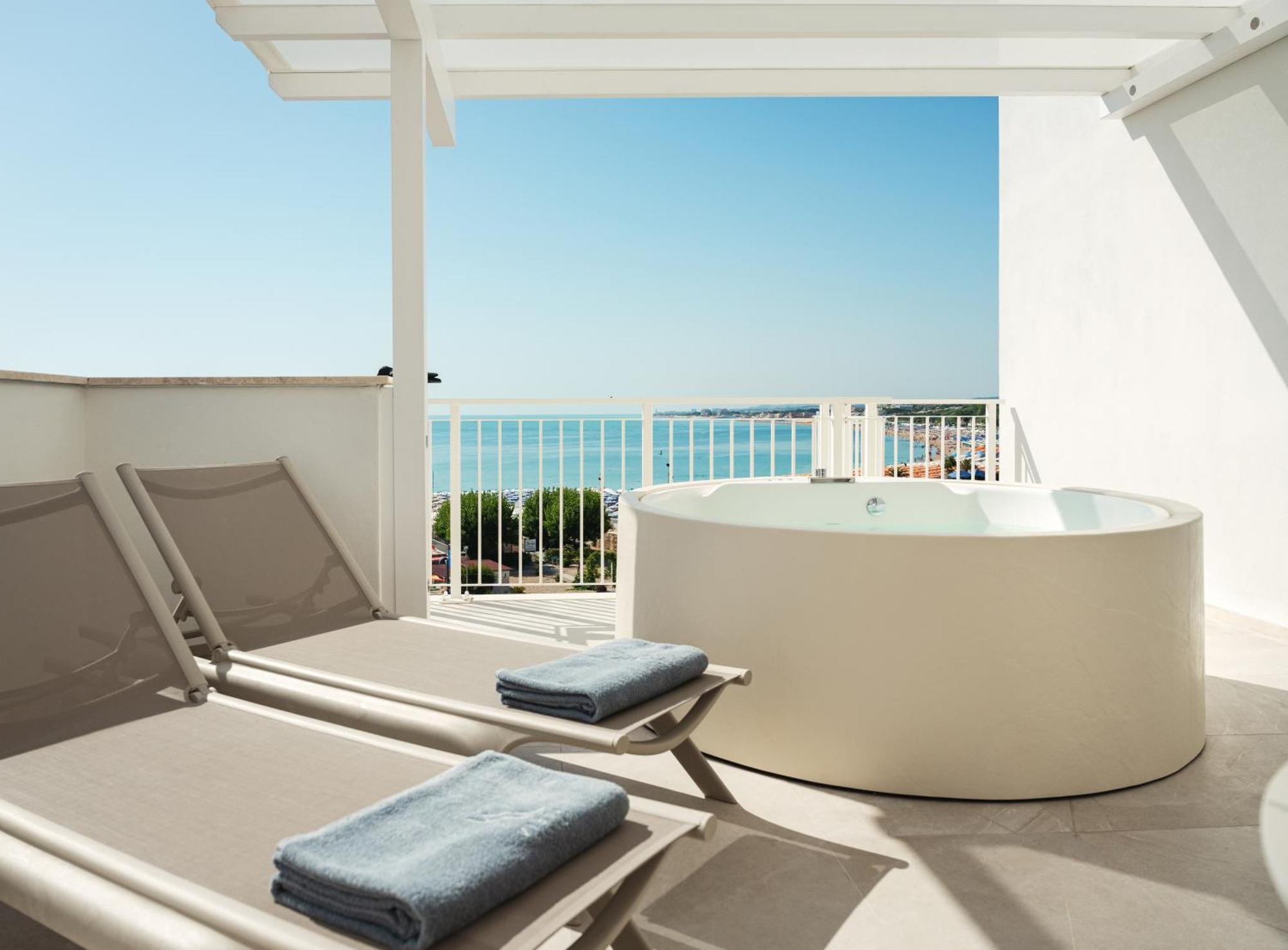 View Place & Spa Numana Εξωτερικό φωτογραφία